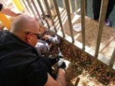 إنقاذ طفل (3 سنوات) بعد أن علق جسمه داخل حاجز حديدي في حيفا